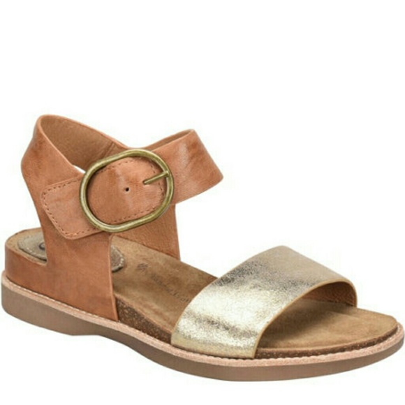 Sofft Shoes - 👡Sofft Leather Walking Sandals!!👡